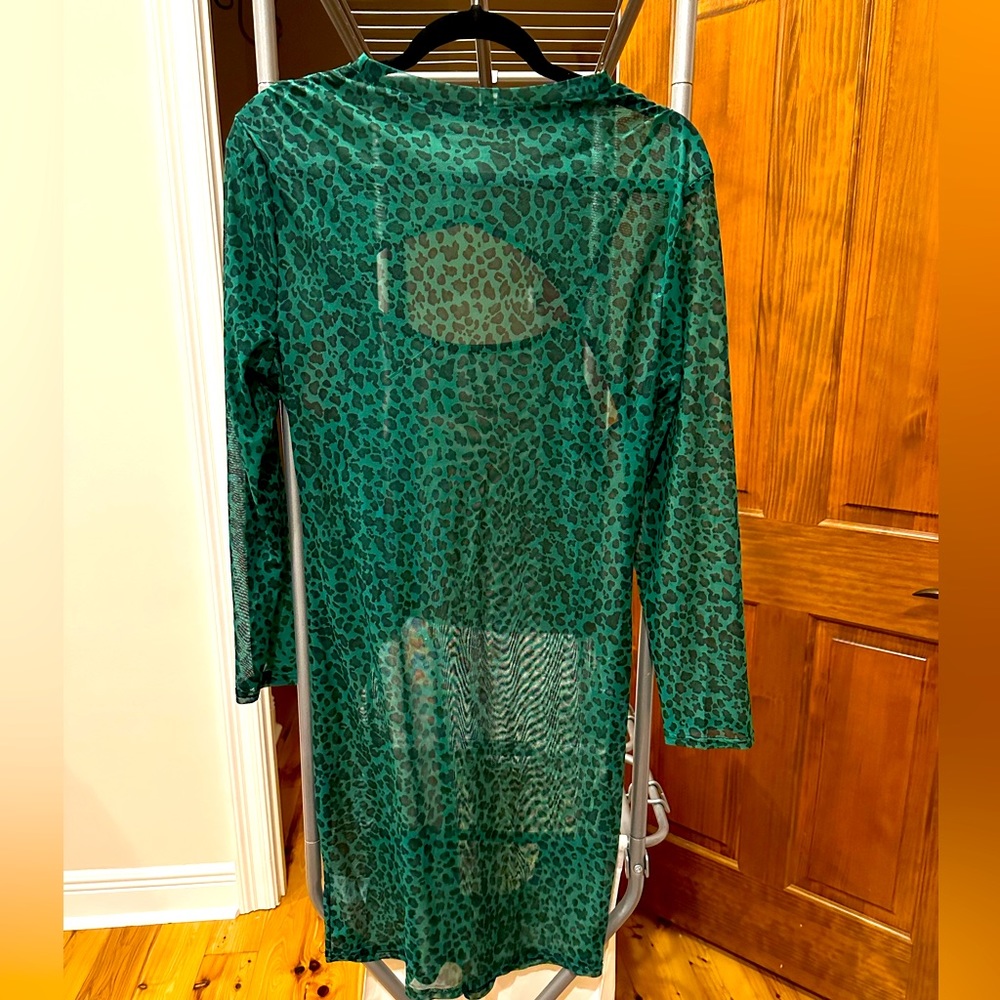 Sheer curvy green leopard print dress with peekaboo shoulders size 1XL